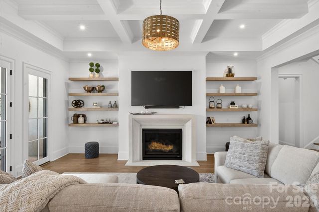 8008 Skye Lochs Drive, Waxhaw, NC 28173