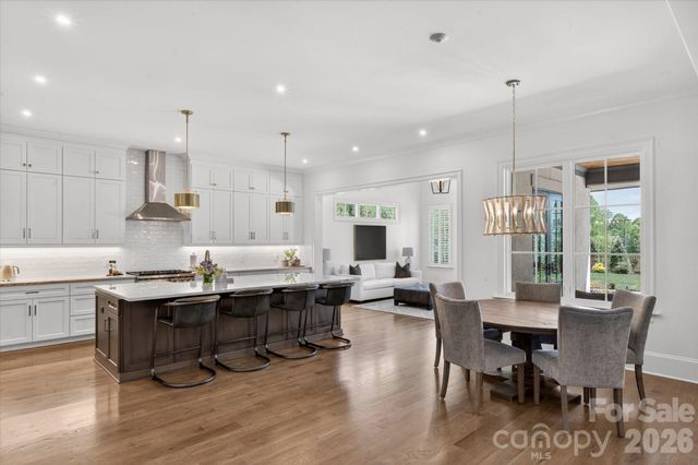 8008 Skye Lochs Drive, Waxhaw, NC 28173