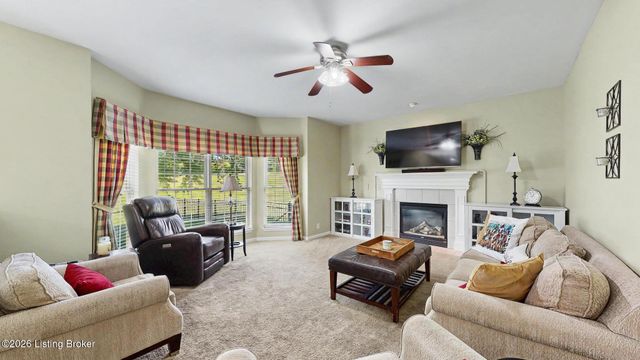 15218 Abington Ridge Pl, Louisville, KY 40245