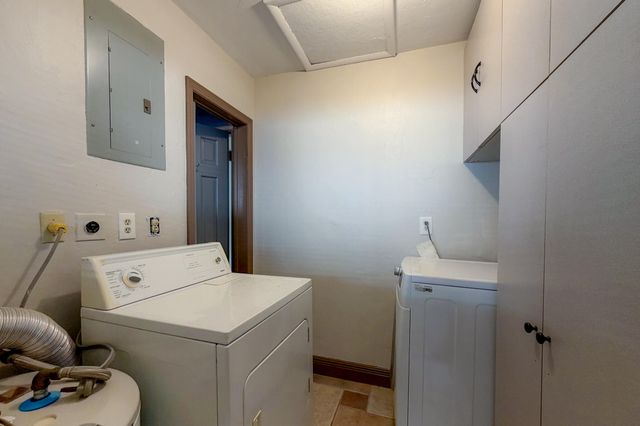 872 NE 40th Street 1, Oakland Park, FL 33334