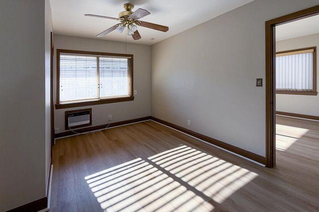 872 NE 40th Street 1, Oakland Park, FL 33334