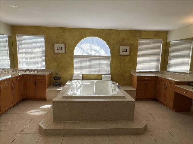 19521 SW 39th Ct, Miramar, FL 33029