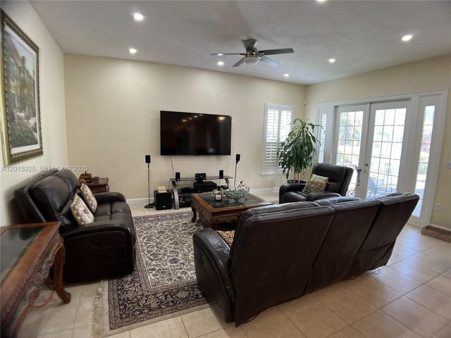19521 SW 39th Ct, Miramar, FL 33029