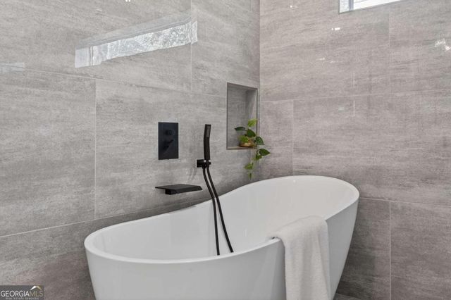 120 N Gwinnett Street, Buford, GA 30518