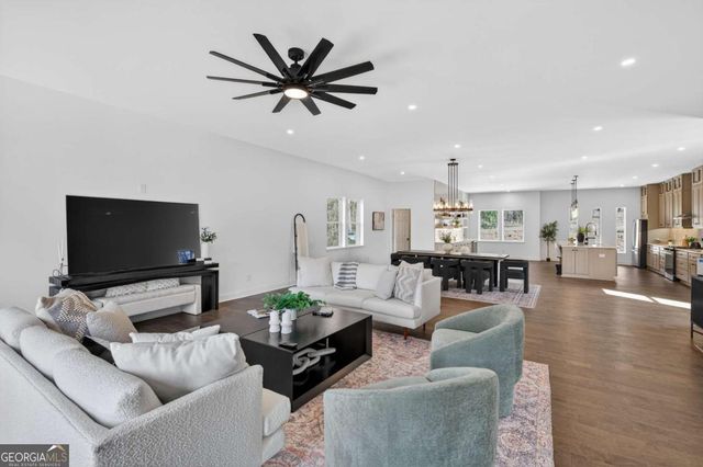 120 N Gwinnett Street, Buford, GA 30518