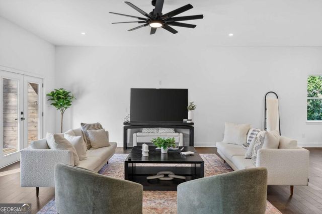 120 N Gwinnett Street, Buford, GA 30518