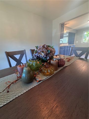 15 Sarah Teft Drive, Warwick, RI 02889