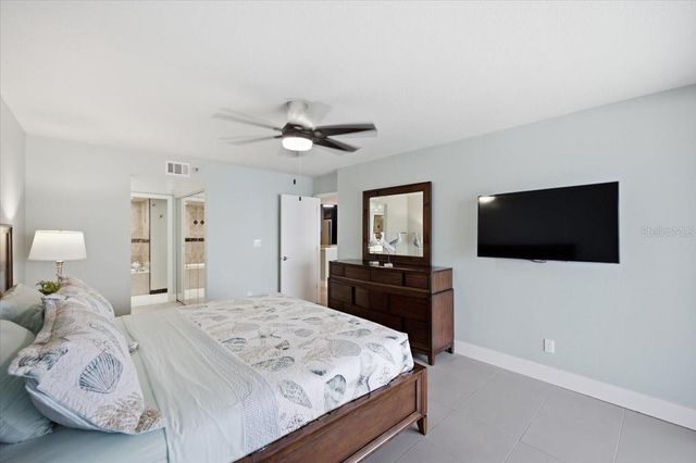 1310 GULF BOULEVARD 18C, Clearwater, FL 33767