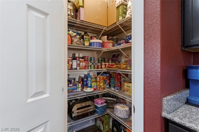 10715 Loretto Cove Street, Las Vegas, NV 89141