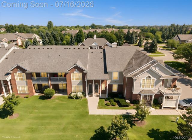 16524 Radison Drive, Macomb Township, MI 48044
