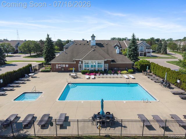 16524 Radison Drive, Macomb Township, MI 48044