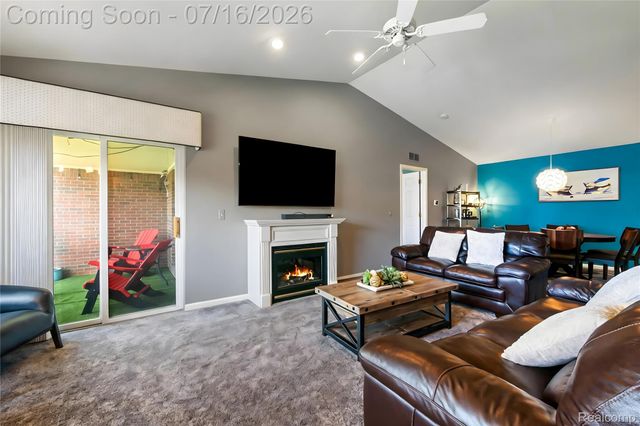 16524 Radison Drive, Macomb Township, MI 48044