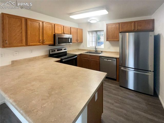 2329 Lexus Drive, Colorado Springs, CO 80910