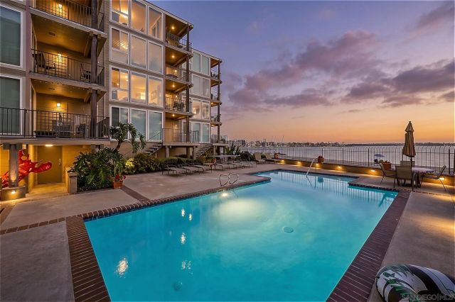 1221 Parker Pl Unit 6, San Diego, CA 92109