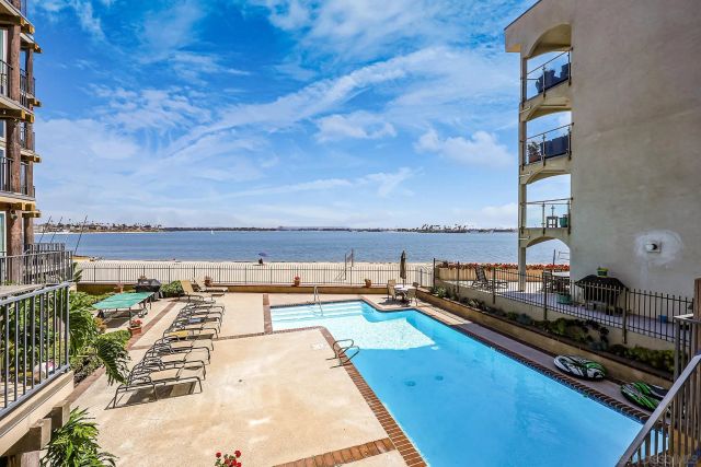1221 Parker Pl Unit 6, San Diego, CA 92109