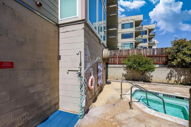 1221 Parker Pl Unit 6, San Diego, CA 92109
