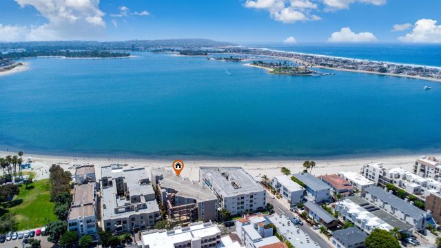 1221 Parker Pl Unit 6, San Diego, CA 92109
