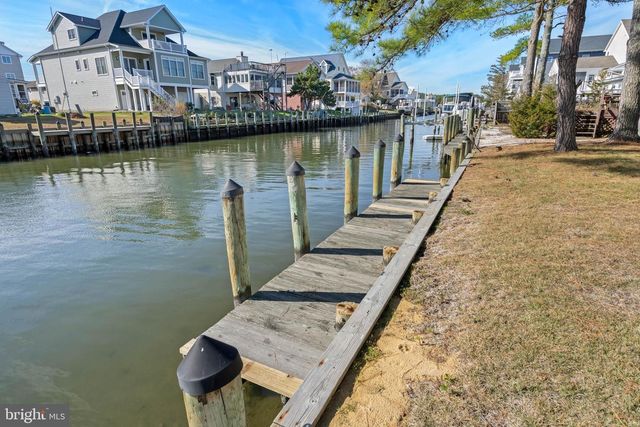 38225 PINEY POINT RD, Ocean View, DE 19970