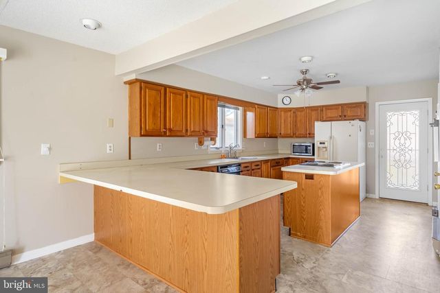 38225 PINEY POINT RD, Ocean View, DE 19970