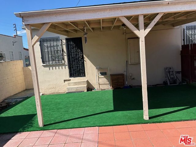 3766 Cimarron Street, Los Angeles, CA 90018