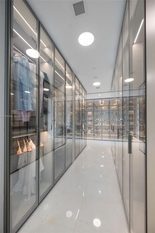 300 Biscayne Boulevard Way 1101E, Miami, FL 33131