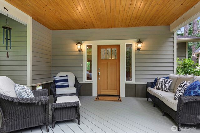 10440 NE Quiet Valley Lane, Bainbridge Island, WA 98110