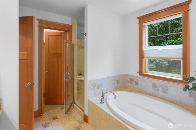 10440 NE Quiet Valley Lane, Bainbridge Island, WA 98110