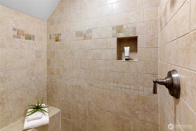 10440 NE Quiet Valley Lane, Bainbridge Island, WA 98110