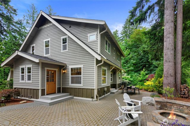 10440 NE Quiet Valley Lane, Bainbridge Island, WA 98110