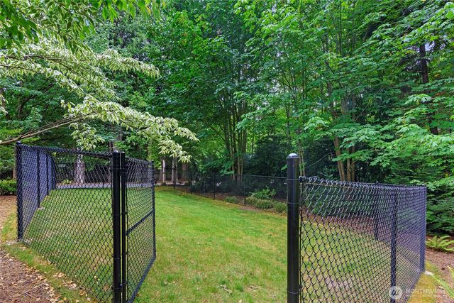 10440 NE Quiet Valley Lane, Bainbridge Island, WA 98110