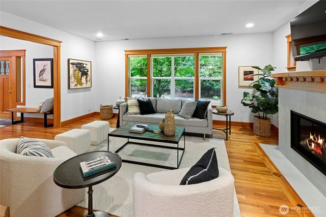 10440 NE Quiet Valley Lane, Bainbridge Island, WA 98110