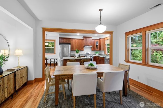 10440 NE Quiet Valley Lane, Bainbridge Island, WA 98110