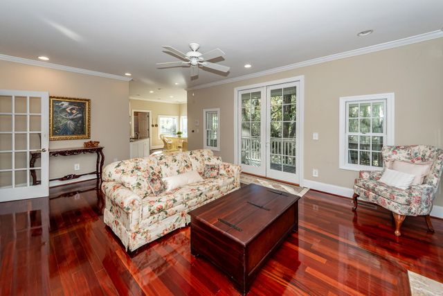 6976 Maybank Highway, Wadmalaw Island, SC 29487