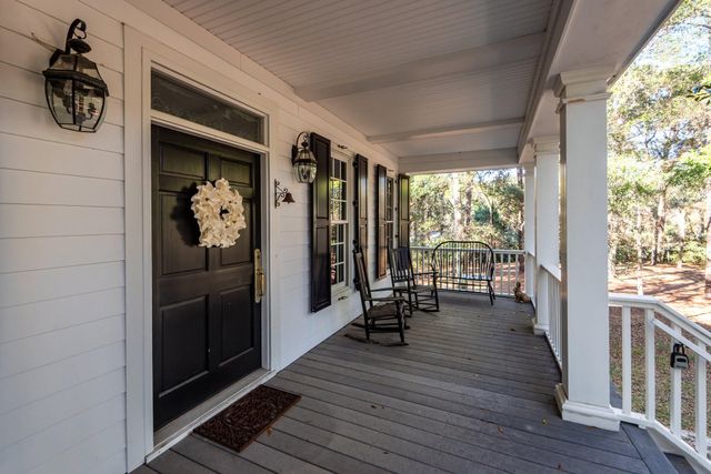 6976 Maybank Highway, Wadmalaw Island, SC 29487