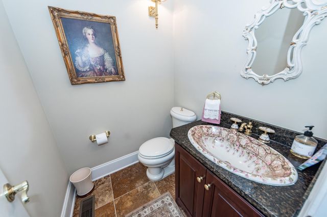 6976 Maybank Highway, Wadmalaw Island, SC 29487