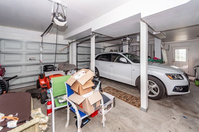 6976 Maybank Highway, Wadmalaw Island, SC 29487