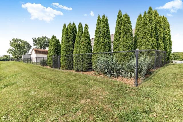 1807 Blue Lake Drive, Greenwood, IN 46143