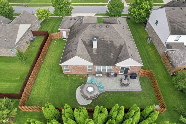 9332 N Bayland Drive, Mccordsville, IN 46055