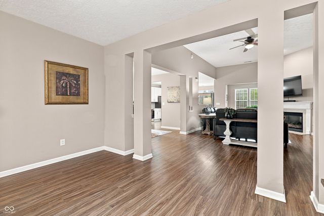9332 N Bayland Drive, Mccordsville, IN 46055