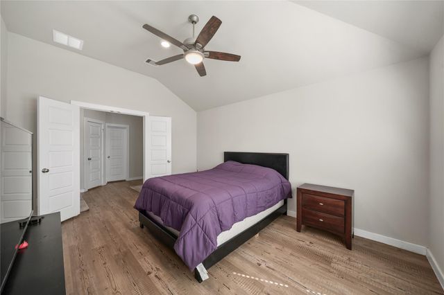 1217 Lancer Leap Drive, Alvin, TX 77511