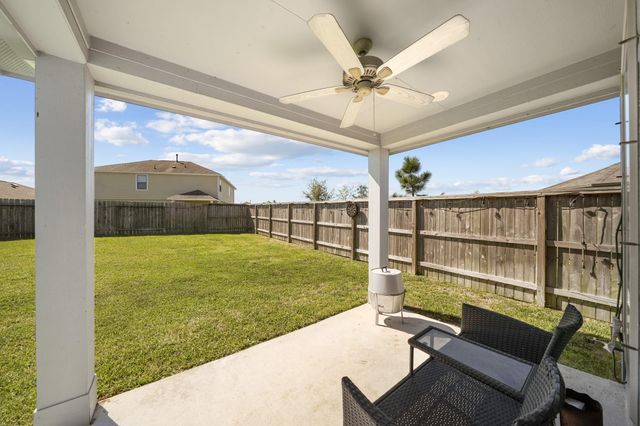 1217 Lancer Leap Drive, Alvin, TX 77511