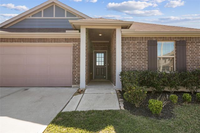 1217 Lancer Leap Drive, Alvin, TX 77511