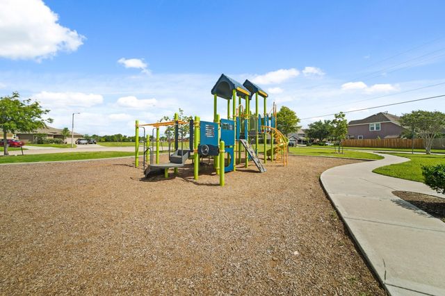 1217 Lancer Leap Drive, Alvin, TX 77511