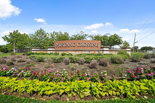 1217 Lancer Leap Drive, Alvin, TX 77511