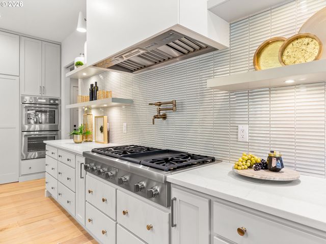 2213 S 19TH Way, Ridgefield, WA 98642