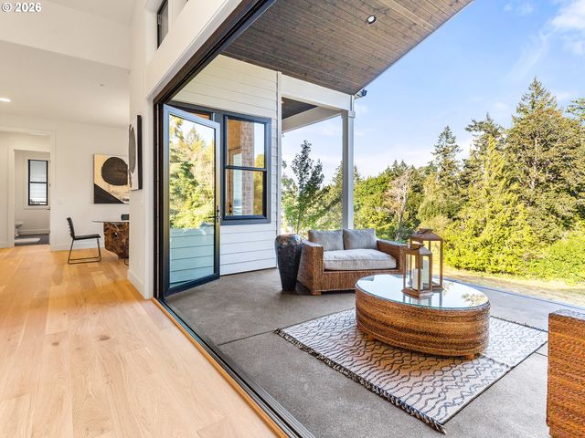 2213 S 19TH Way, Ridgefield, WA 98642