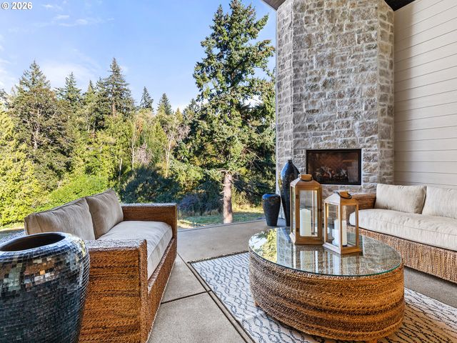 2213 S 19TH Way, Ridgefield, WA 98642