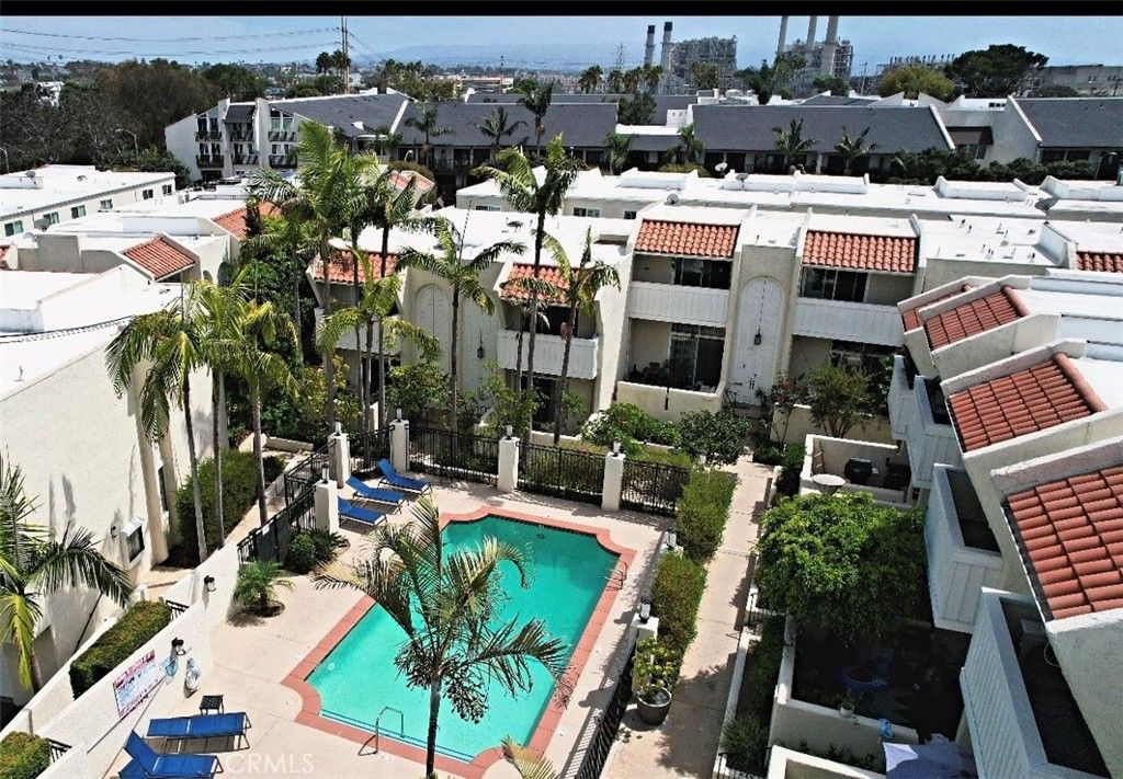 415 2nd St, Hermosa Beach, CA 90254 — photo 2