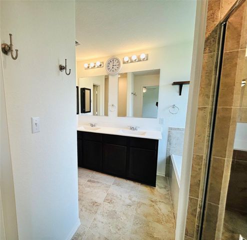 120 High Plains PASS, Liberty Hill, TX 78642