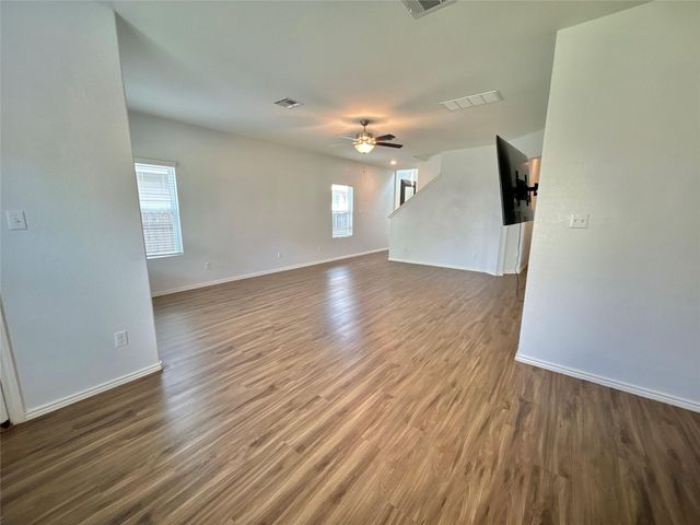 120 High Plains PASS, Liberty Hill, TX 78642